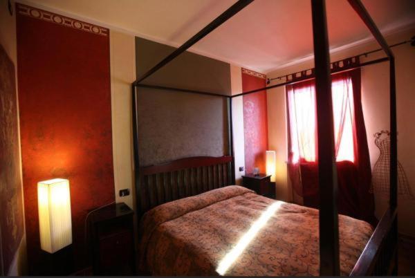 Hotel Manuela Le Quattro Coppe Desenzano del Garda Exterior foto